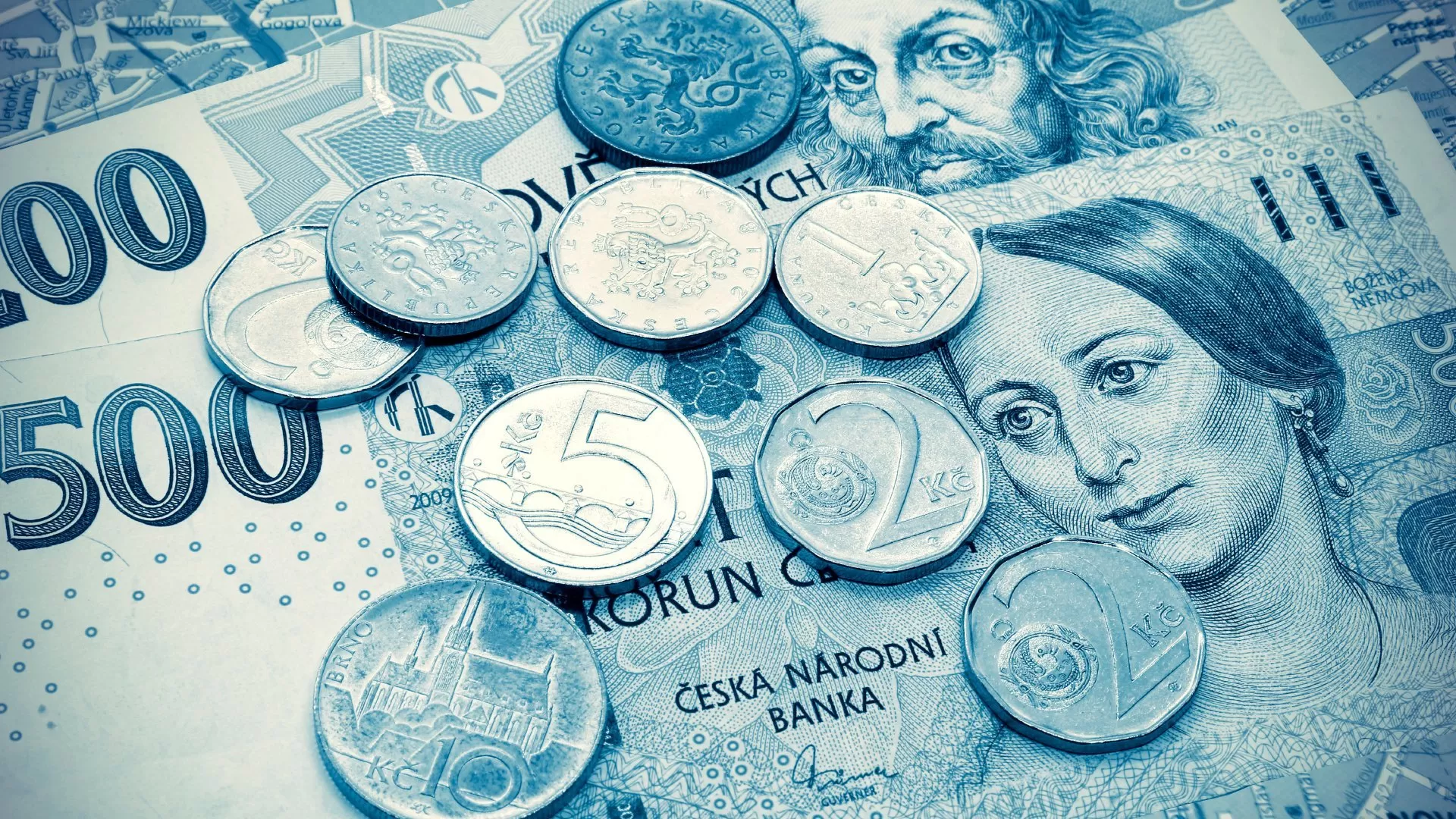 Co jste (ne)věděli o českých bankovkách a mincích